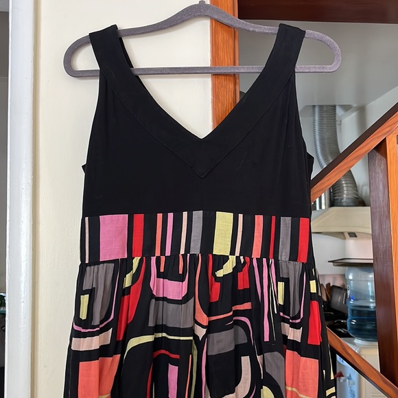 Large runs small. Sleeveless multi-color fun dress. - Picture 2 of 5